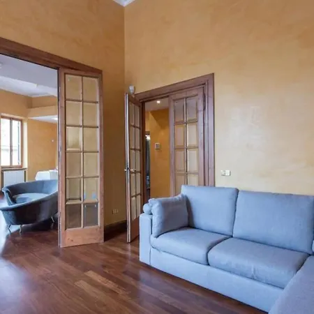 Vatican Luxury View Apartment *