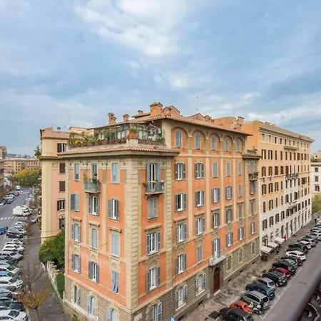Vatican Luxury View * Rome